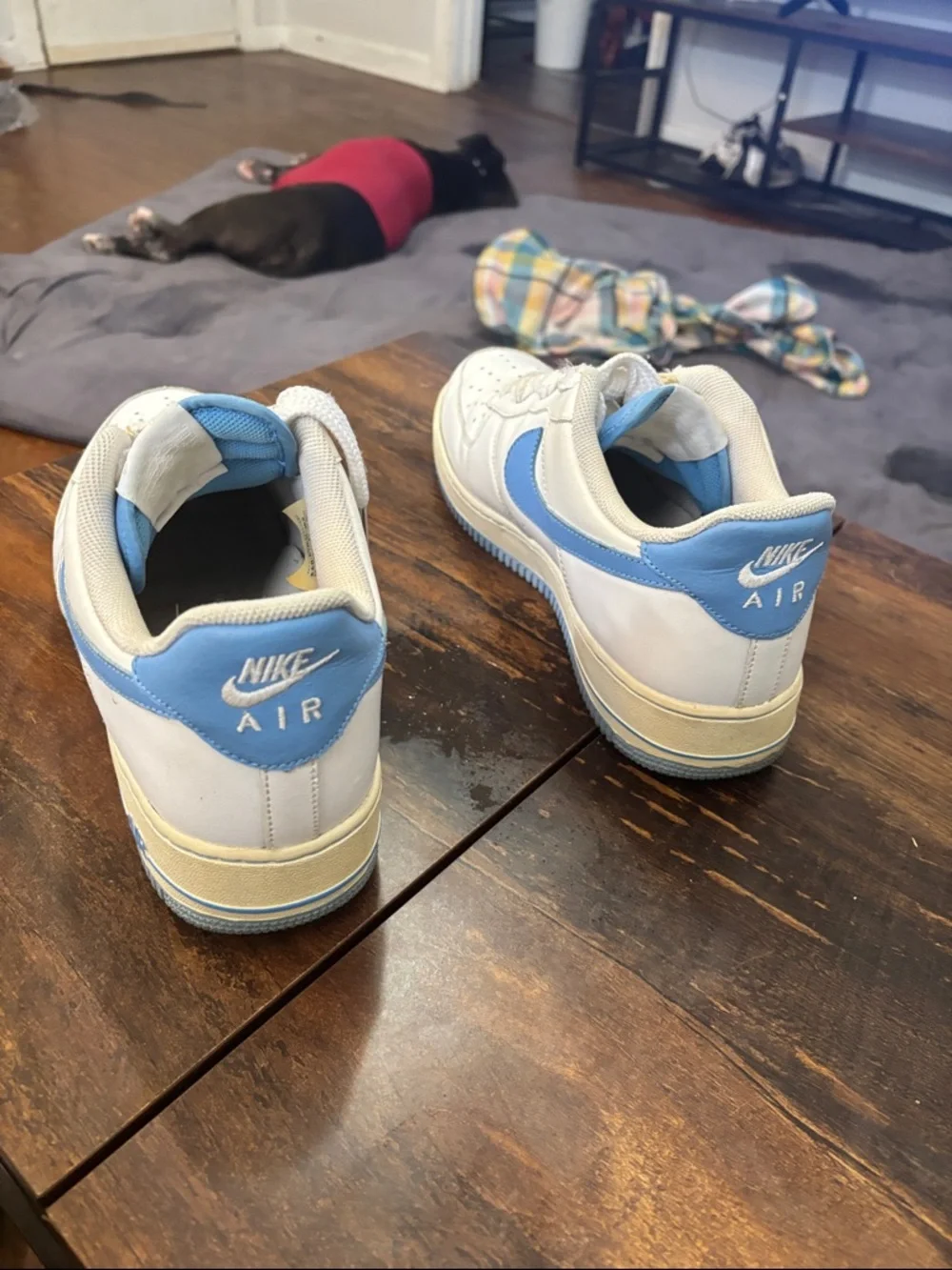 Nike Men’s White and Light Blue Air Force 1 Low Sneakersi - Picture 5 of 6